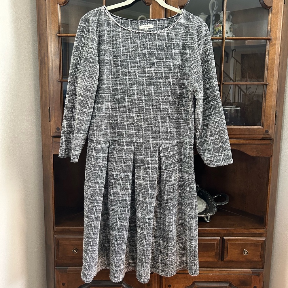 EUC Max Studio Gray A-Line Long Sleeve Tweed Dress